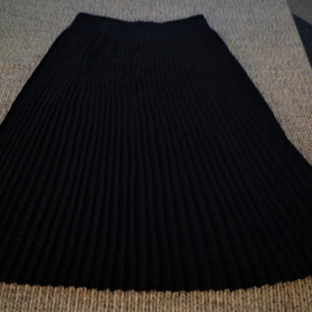 VINTAGE BLACK CREPE EVENING MAXI SKIRT, LIKE NEW